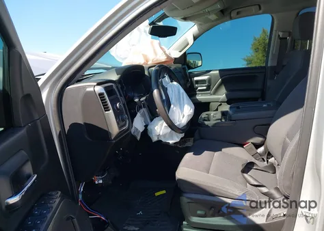 2018 Chevrolet Silverado 1500 1Lt z USA, uszkodzony, nr VIN 3GCUKREC4JG329896